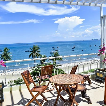 Sea View Dn Hotel Danang Exterior photo