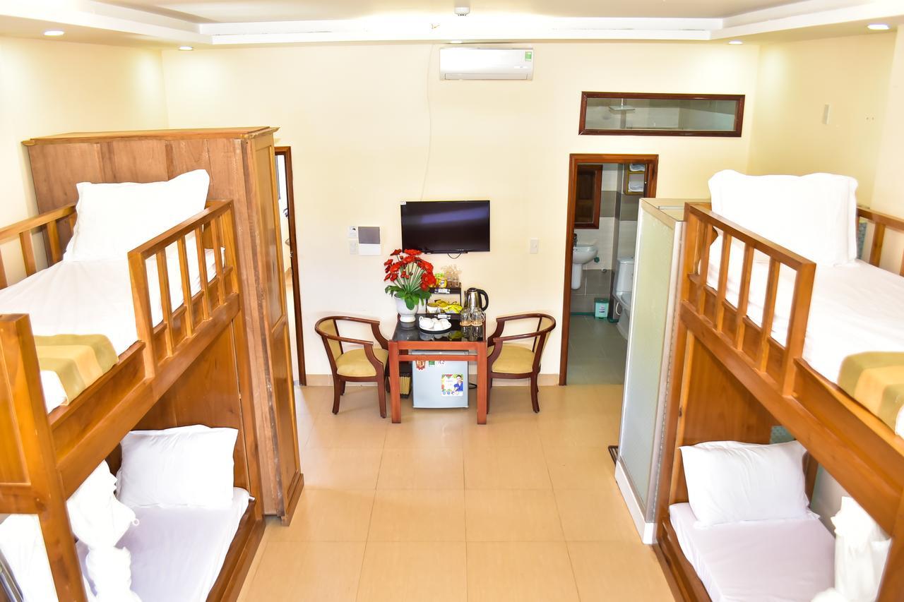 Sea View Dn Hotel Danang Exterior photo