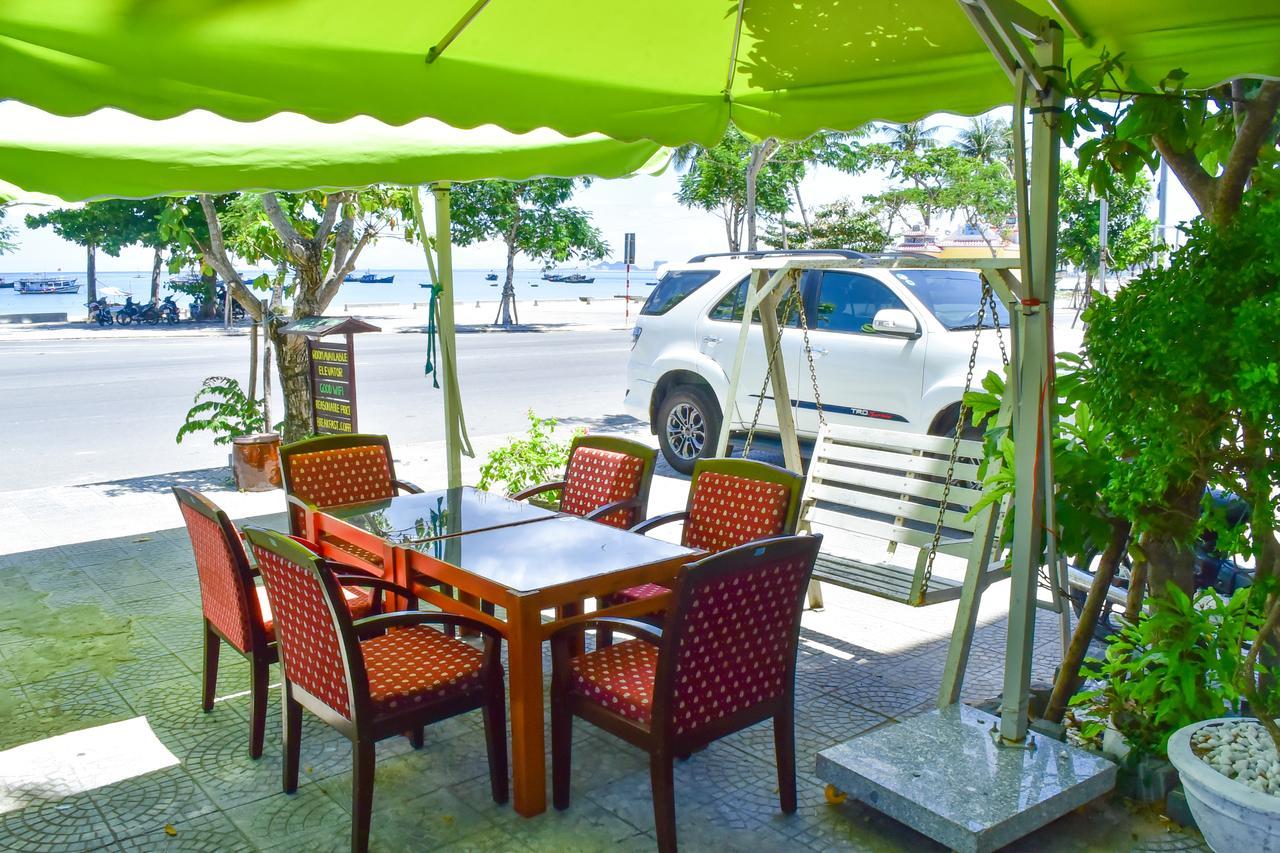 Sea View Dn Hotel Danang Exterior photo