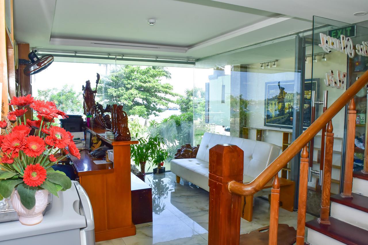Sea View Dn Hotel Danang Exterior photo