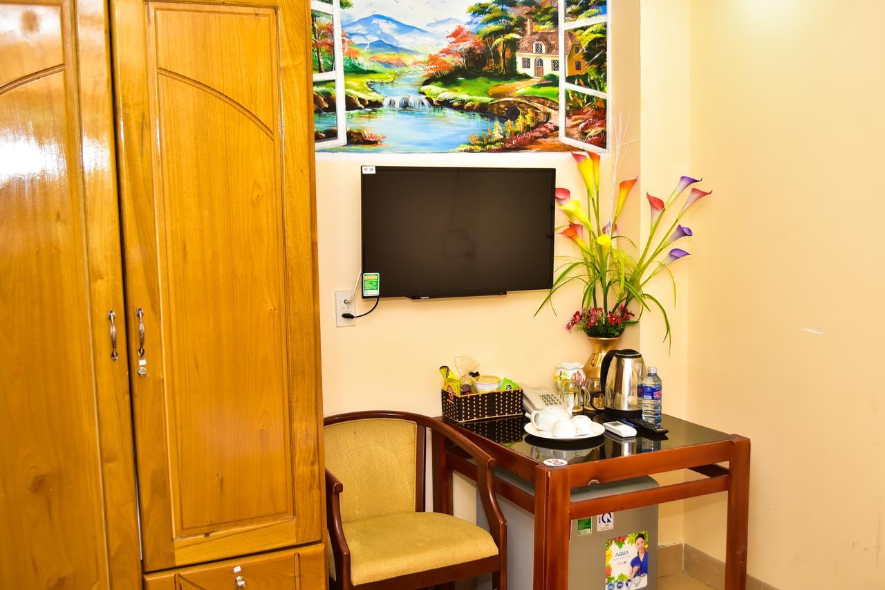 Sea View Dn Hotel Danang Exterior photo